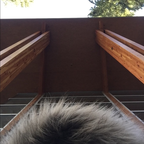 Meet your Posher, Sarah - Picture 1 of 1